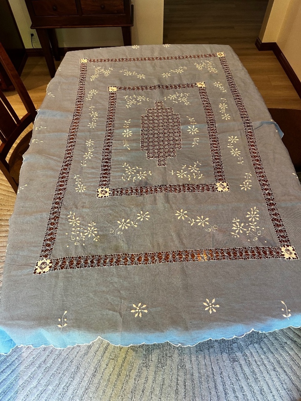 VTG Cornflower Sky Blue Hand Tatted Embroidered Tablecloth 44x64 Really Sweet